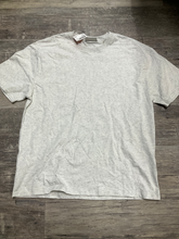 Load image into Gallery viewer, Essentials T-shirt Size Large
