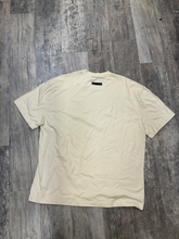 Load image into Gallery viewer, Essentials T-shirt Size XXL
