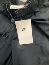 Load image into Gallery viewer, Nike Khakis Size XXL
