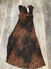Load image into Gallery viewer, Maxi Dress Size Small
