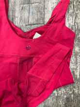 Load image into Gallery viewer, Lululemon Athletic Top Size Small
