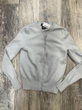 Load image into Gallery viewer, Sweater Size Extra Small
