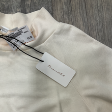 Load image into Gallery viewer, Long Sleeve Top Size Large
