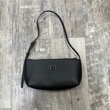 Load image into Gallery viewer, Tommy Hilfiger Purse
