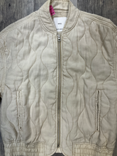 Load image into Gallery viewer, Mng Outerwear Size Small
