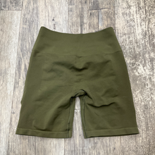 Load image into Gallery viewer, Alphalete Athletic Shorts Size Small
