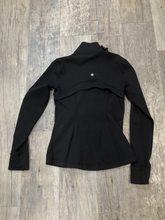Load image into Gallery viewer, Lululemon Long Sleeve Top Size Medium
