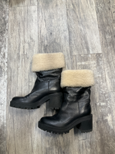 Load image into Gallery viewer, Marc Fisher Boots Womens 6.5
