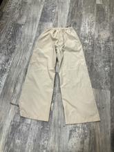 Load image into Gallery viewer, Reformation Khakis Size Large
