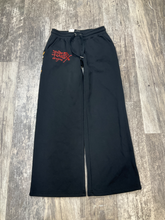 Load image into Gallery viewer, Ed Hardy Khakis Size Small
