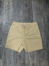 Load image into Gallery viewer, Lululemon Shorts Size Medium
