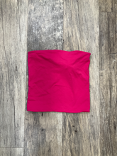 Load image into Gallery viewer, Babaton Tank Top Size Small
