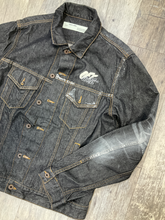 Load image into Gallery viewer, Off White Outerwear Size Large
