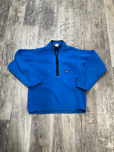 Load image into Gallery viewer, Patagonia Sweater Size Medium
