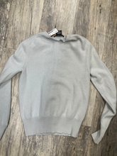 Load image into Gallery viewer, Sweater Size Extra Small

