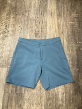 Load image into Gallery viewer, Lululemon Shorts Size Medium
