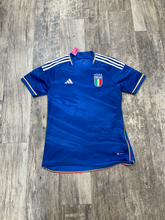 Load image into Gallery viewer, Adidas Mens Fan Apparel Size Medium
