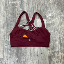Load image into Gallery viewer, Lululemon Sports Bra Size Small
