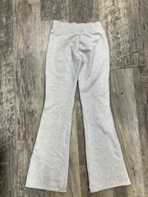 Load image into Gallery viewer, Zara Pants Size Medium
