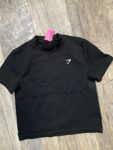 Load image into Gallery viewer, Gym Shark Athletic Top Size Medium
