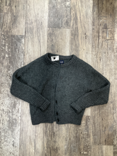 Load image into Gallery viewer, Gap Sweater Size Extra Small

