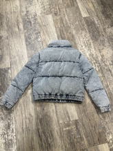 Load image into Gallery viewer, Garage Outerwear Size Extra Small
