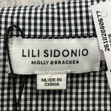 Load image into Gallery viewer, Short Sleeve Top Size Large
