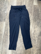 Load image into Gallery viewer, Lulu Capris Size Extra Small
