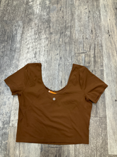 Load image into Gallery viewer, Lululemon Athletic Top Size Medium
