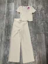 Load image into Gallery viewer, Wilfred Khakis Size Extra Small
