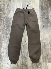Load image into Gallery viewer, Nike Khakis Size Large
