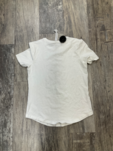 Load image into Gallery viewer, Lululemon Athletic Top Size Small
