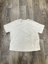 Load image into Gallery viewer, Lululemon T-shirt Size XXL
