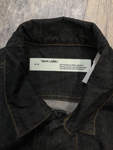 Load image into Gallery viewer, Off White Outerwear Size Large
