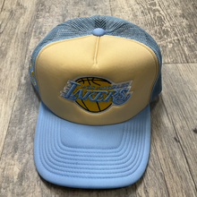 Load image into Gallery viewer, Hat
