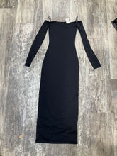 Load image into Gallery viewer, Aritzia Maxi Dress Extra Extra Small
