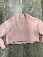 Load image into Gallery viewer, Edikted Sweater Size Medium
