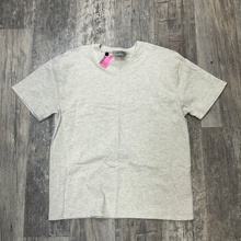 Load image into Gallery viewer, Essentials T-shirt Size Medium
