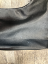Load image into Gallery viewer, Louenhide Purse

