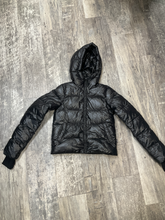 Load image into Gallery viewer, Tna Outerwear Extra Extra Small
