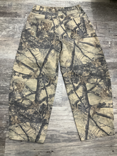 Load image into Gallery viewer, Oak + Fort Khakis Size Large
