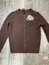 Load image into Gallery viewer, Roots long sleeve size Small
