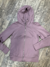 Load image into Gallery viewer, Lululemon Sweater Size Medium
