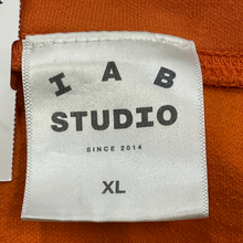 Load image into Gallery viewer, T-shirt Size Extra Large
