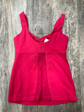 Load image into Gallery viewer, Lululemon Athletic Top Size Small
