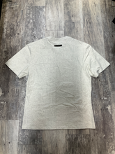 Load image into Gallery viewer, Essentials T-shirt Size Medium
