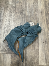 Load image into Gallery viewer, Boots Womens 7.5
