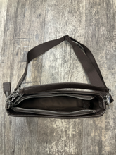 Load image into Gallery viewer, Matt &amp; Nat Purse
