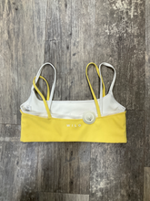 Load image into Gallery viewer, Wilo Sports Bra Size Medium
