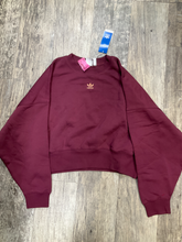 Load image into Gallery viewer, Adidas Sweatshirt Size Small
